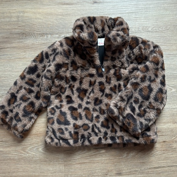 Mila & Rose  Faux Fur Leopard 3/4 zip Pullover Jacket Size 12-24M LIKE NEW - Picture 1 of 8